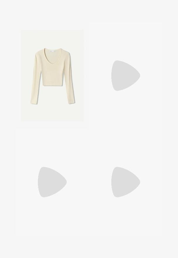 Bershka V-NECK - SWEATER  - Pulover - beige; Noisy May NMMATHILDE LOOSE LONG - Tricou basic - flame scarlet; Pantaloni negri cu picioare largi, cu un elastic la talie și șnur. Material moale cu o textură netedă. Croială dreaptă cu cusături laterale.; Încălțăminte sport cu un superior din piele albă, vârf din suede gri și trei dungi negre. Prezintă un logo albastru pe limbă și o talpă din cauciuc texturat.