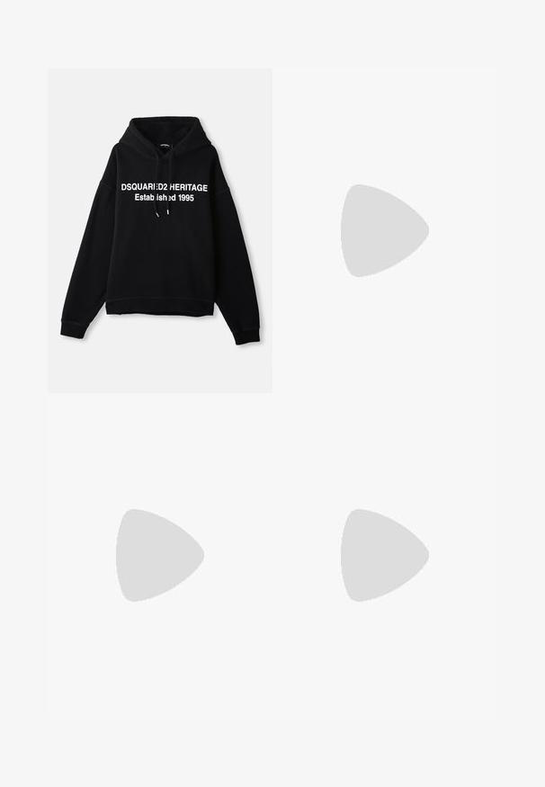 Crni dukserica od flisa s centralnim bijelim grafičkim natpisom "DSQUARED2 HERITAGE Established 1995." Ima prednji džep i kapuljaču s vezicom.; Bijela pamučna majica bez rukava s višebojnim izvezenim tekstom "DSQUARED2 SUMMER LOVERS XOXO" sprijeda. Okrugli izrez.; Crne cargo hlače izrađene od izdržljivog materijala, s višestrukim džepovima, dugmetom za zatvaranje i ravnim krojem. Glatka tekstura i mat završna obrada.; Crne kožne mokasine s glatkom površinom, okruglim vrhom, dekorativnim šavovima i malim metalnim akcentom na prednjem dijelu.