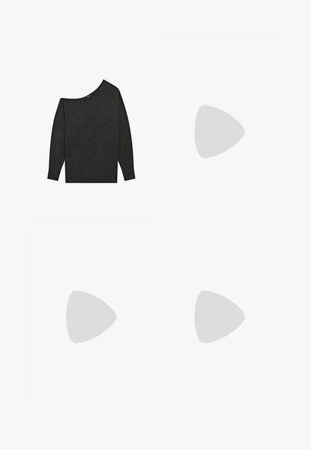 Donkergrijze off-shoulder trui gemaakt van een zachte stof. Heeft lange mouwen en een relaxed fit met een brede halslijn.; Donkergrijze, ruime broek met subtiele streepjes, plooien aan de voorkant en een enkele knoopsluiting bij de taille.; Bruine leren instapper met een moccasin-stijl voorkant, verhoogde stiksels langs de voet en een lage zwarte rubberen zool. Glad, gepolijst oppervlak.; Faux cat-eye zonnebril met donkerbruine kunststof monturen en bruine glazen. Bevat gouden logo-details op de arm en een gladde, glanzende textuur.; Zwarte leren schoudertas met een gebogen vorm, gladde textuur en een lange verstelbare strap. Bevat een subtiele knoopdetail en heeft een minimalistisch ontwerp.