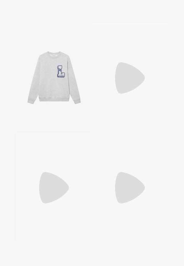 Felpa grigia in cotone misto, con un grande logo ricamato blu navy a forma di "L" sul petto e polsini e orlo a costine.; Camicia a righe button-up in cotone azzurro chiaro e bianco. Presenta un colletto classico, maniche lunghe e un orlo curvo. Bottoni sul davanti.; Pantaloni a gamba larga realizzati in tessuto grigio scuro. Presentano pences in vita, un design sartoriale e una silhouette dritta.; Stivale alla caviglia in suede tan con collare imbottito nero, occhielli in metallo dorato, dettagli in cucitura bianca e suola in gomma robusta con battistrada pronunciato.; Borsa a tracolla in tela verde oliva con chiusura a pattina, cinturino regolabile e tasca frontale. Tessuto testurizzato con un aspetto robusto.