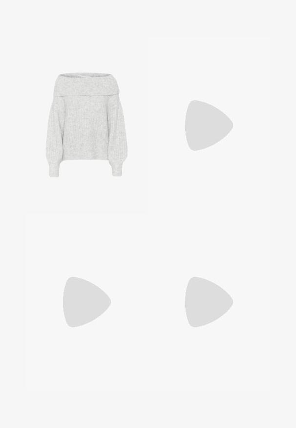 Pulover gri deschis, cu umerii dezgoliți, cu textură crestă și mâneci largi. Material moale și pufoasă, cu o croială lejeră pentru confort.; Jeans largi de culoare albastru deschis, realizați din denim. Prezintă brăți fini, un design cu cinci buzunare și accente cusute de-a lungul cusăturilor.; Tocuri bej cu toc înclinare, cu vârf ascuțit și un toc jos, evazat. Fabricate din piele netedă, cu un design minimalist și curea ajustabilă.; Ochelari cu ramă din tartan, cu lentile ovale și un finisaj elegant, neted. Prezintă margini subțiri cu o curbură subtilă la tâmple. Lentile clare.; Geantă de piele maro cu două mânere superioare, formă rectangulară și buzunar frontal. Textură netedă cu accente de hardware argintie.