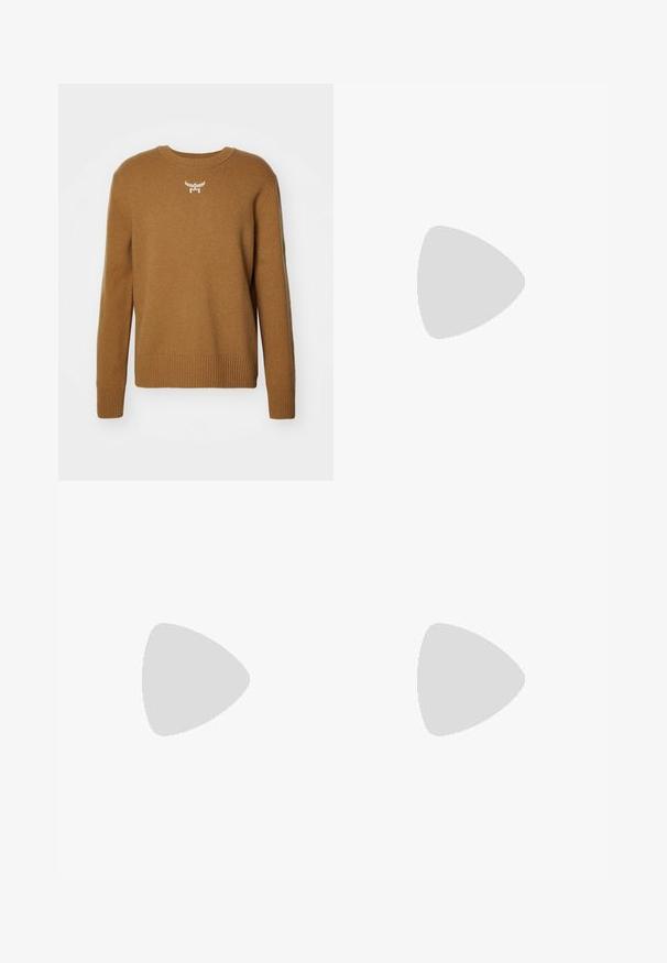 Pull marron avec col rond, bords côtelés aux poignets et à l'ourlet, fabriqué en tissu doux, présentant un petit logo blanc sur la poitrine.; Filippa K TERRY CROPPED TROUSERS - Pantalon classique - sage melange; Mocassins en cuir noir avec une texture lisse, bout rond et une sangle décorative sur le dessus. Talon bas empilé, design minimaliste.; Lunettes de soleil noires rondes avec verres sombres et branches en métal fines. Comprend des embouts transparents et des accents argentés au niveau de la charnière. Design minimaliste.