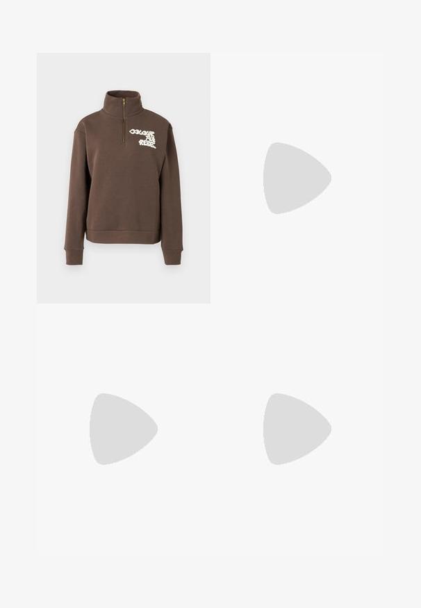 Sudadera marrón con cuello alto, media cremallera y puños de canalé. Presenta texto blanco en el lado izquierdo del pecho. Material suave de mezcla de algodón.; Pantalones de chándal negros de pierna ancha con cinturilla elástica, que cuentan con rayas laterales blancas y un pequeño logo en la cadera izquierda. Textura de tela suave.; Botín de charol negro con costuras blancas, punta redondeada y tacón cuadrado. Presenta líneas de diseño curvas y una textura suave.; Bolso de piel negra con una forma estructurada, una textura suave y una sola correa para el hombro. Presenta un diseño de tapa sutil y redondeado.