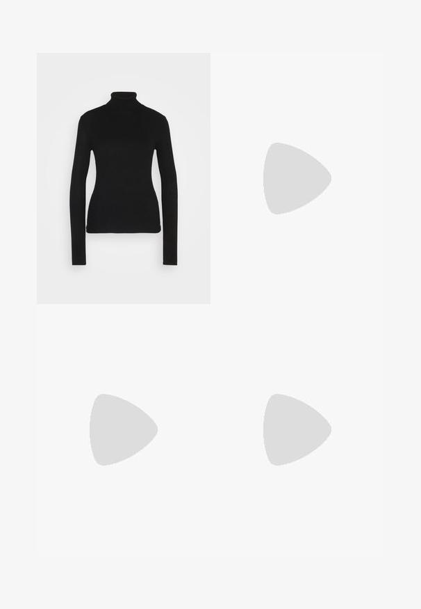 Marc O'Polo DENIM TURTLE NECK SWEATER STRUCUTRE FITTED - Pulover - black; Črne hlače iz bombažne mešanice s ravnim krojem, sprednim gumbom in dvema stranskima žepoma. Gladek teksturiran material, brez vidnih vzorcev.; Črne usnjene pumpice z nazobčanimi prsti in nizko blokasto peto. Imajo trak okoli gležnja z zaponko v zlatem tonu. Gladka tekstura.; Črna torbica z strukturirano obliko, gladko teksturo in kovinskim zaponko. Ujemajo se z širokimi črnimi hlačami in odprtimi sandali na lesenem tleh.