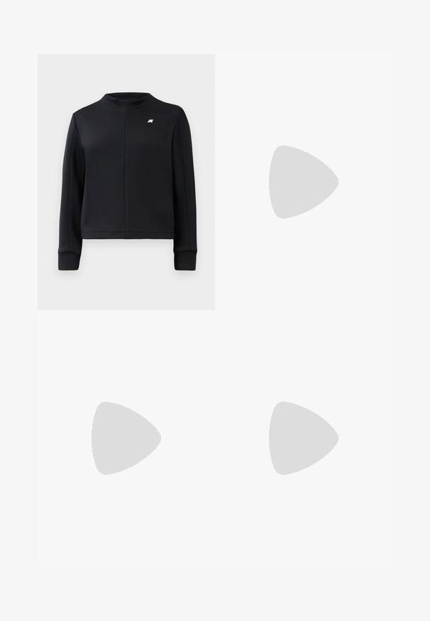Felpa nera con colletto alto, maniche lunghe e design aderente. Presenta un piccolo logo sul petto e un tessuto testurizzato.; Gonna bianca plissettata con elastico nero in vita che presenta il logo "LACOSTE". Design di lunghezza media con texture morbida.; Sneaker bianchi in pelle con suola spessa bianca, accento in suede nero sul tallone e logo impresso sul lato. Design con lacci e sei fori per i lacci.; Occhiali da sole oversize neri dalla forma geometrica, con lenti scure e un dettaglio grigio a contrasto sulla montatura. Logo sul braccio.