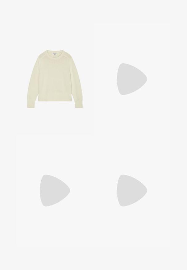 Marc O'Polo DENIM RELAXED - Svetr - white blush; Stradivarius WITH BELT - Kalhoty - white; Černé lakované kožené slingback baleríny s špičatou špičkou, průhlednou boční částí a plochou podrážkou, s hladkým, lesklým povrchem.; Krémová kožená kabelka na rameno s zakřiveným tvarem a jemnou texturou, s zlatým detailem na zipu, nošena přes džínovou bundu.