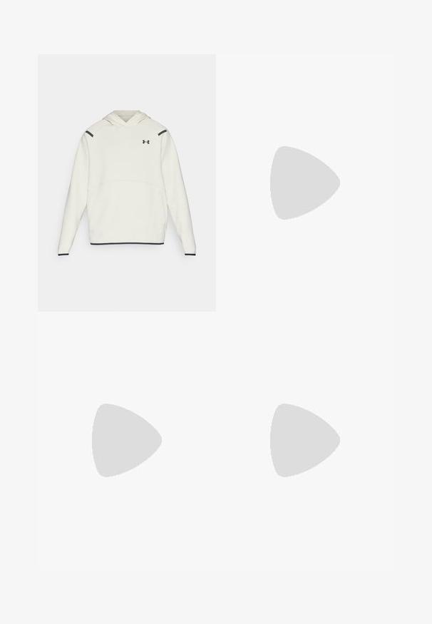Weißer Hoodie mit Kängurutasche, schwarzen Akzenten an den Schultern und einem gestickten Logo auf der Brust. Weiche Textur und Pullover-Design.; Schwarze Hose mit plissiertem Vorderdesign, aus glattem Stoff gefertigt. Mit Knopfverschluss und Gürtelschlaufen; gerade Passform.; Schwarze Wildledersneaker mit weißen Schnürsenkeln und drei weißen Streifen. Verfügt über ein kreisförmiges schwarzes Logo auf der Zunge und eine Gummisohle.; Metallgestellte Sonnenbrille mit ovalen grünen Gläsern. Dünner silberner Metallrahmen und schwarze Ohrstücke. Minimalistisches Design, keine sichtbaren Logos.