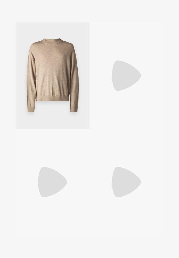 Pull beige à manches longues en tissu doux ; avec un col rond et des poignets côtelés, une coupe décontractée et une texture lisse.; Filippa K TERRY CROPPED TROUSERS - Pantalon classique - sage melange; Baskets blanches et noires avec une tige en cuir lisse, des accents texturés et une semelle épaisse blanche. Présentent un design classique à lacets.; Lunettes de soleil noires rectangulaires avec des verres foncés, monture en plastique épais, accents dorés sur les branches et logo de la marque gravé sur le bras.