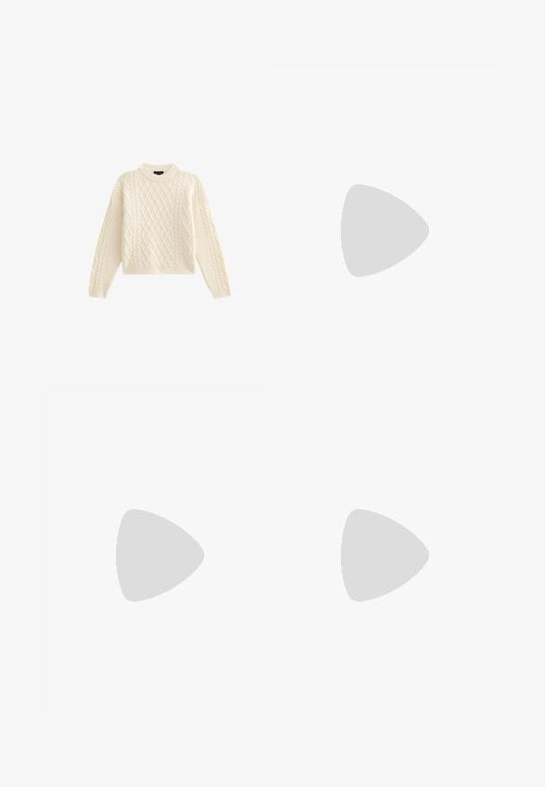 New Look CABLE  - Maglione - off white; Jeans in denim nero con una vestibilità rilassata, gamba dritta, design a cinque tasche e una texture leggermente sbiadita. Chiusura con bottone e zip nella parte anteriore.; Sandali con tacco in vernice nera, con punta squadrata, cinturini alla caviglia e fibbie in argento. Presentano un tacco a blocco spesso per maggiore stabilità.; Borsa tote in pelle marrone con texture liscia, design con apertura superiore e due spallacci. Presenta cuciture minime e nessun hardware visibile.