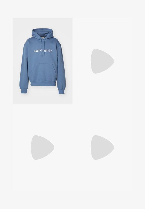 Carhartt WIP HOODED - Jersey con capucha - sorrent/white; Dos camisetas de algodón blancas de manga corta y cuello redondo. Textura suave, sin patrones visibles, ajuste estándar.; Jeans de mezclilla negra con corte recto, con cremallera, cinco bolsillos y costuras de contraste a lo largo de las costuras.; Zapatillas deportivas con parte superior de piel blanca, puntera de ante gris y tres rayas negras. Presentan un logo azul en la lengüeta y una suela de goma texturizada.