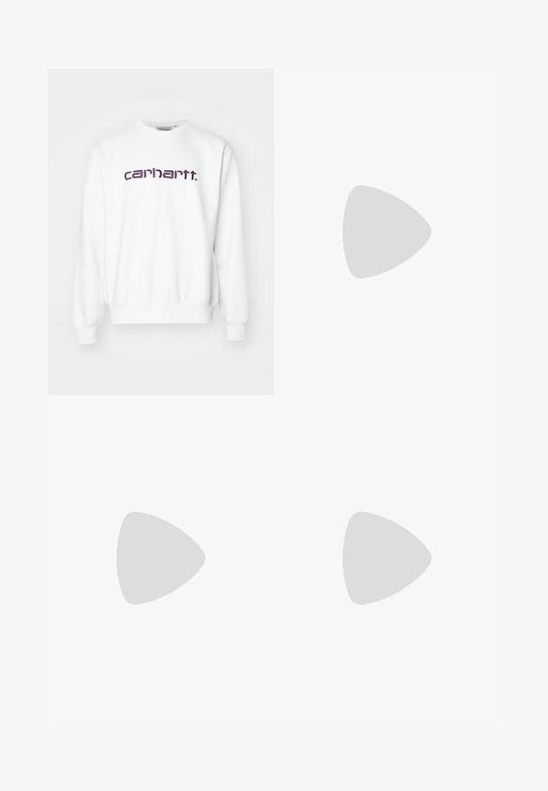 Sudadera blanca con cuello redondo, puños y dobladillo acanalados. Presenta un logo bordado en púrpura de "carhartt." en la parte frontal. Fabricada en un tejido suave.; Camiseta de algodón blanca con cuello redondo, manga corta y un pequeño logo negro "W.W." en el lado izquierdo del pecho. Textura suave, corte regular.; Pantalones utilitarios de algodón marrón con un diseño de pierna recta, que cuentan con bolsillos frontales y acentos de metal para mayor durabilidad.; Zapatillas de lona negras con punteras y cordones de goma blanca. Las costuras en contraste y los ojales de metal añaden detalle. Llevadas con pantalones beige y tela negra.