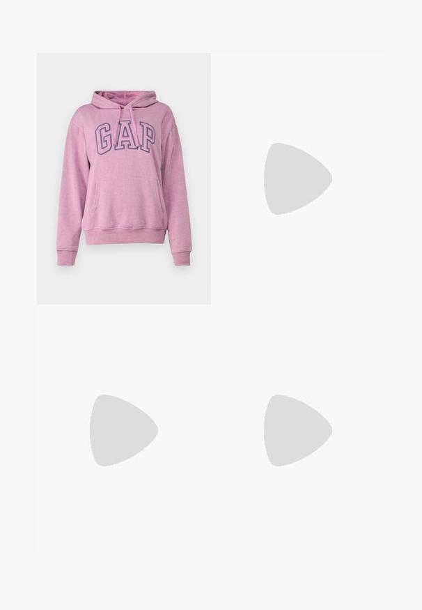 GAP HERITAGE - Sudadera - plush lilac; Nike Sportswear PANT  - Vaqueros boyfriend - lt armory blue; Zapatillas Nike en cuero blanco y gris claro con punta perforada, cordones planos y una suela de goma, combinadas con jeans de mezclilla azul.; Pendientes de aro de plata con un acabado suave y pulido. Forma redonda, diseño ligero, con un mecanismo de cierre seguro.