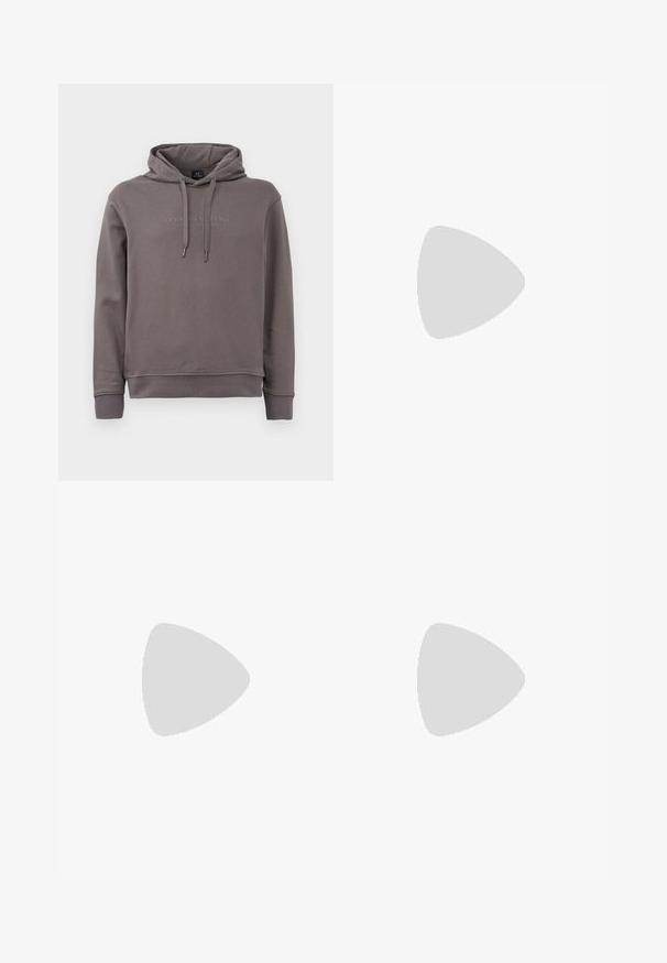 Felpa grigia con tasca a marsupio frontale, corde regolabili e testo del logo ricamato. Realizzata in un morbido tessuto misto cotone.; Filippa K TERRY CROPPED TROUSERS - Pantaloni - sage melange; Sneaker in pelle bianca con una finitura liscia, punta rotonda, lacci piatti e suola testurizzata. Presenta un logo discreto sul tallone.; Occhiali da sole neri rotondi con lenti scure e sottili bracci in metallo. Include punte trasparenti e accenti argentati alla cerniera. Design minimalista.