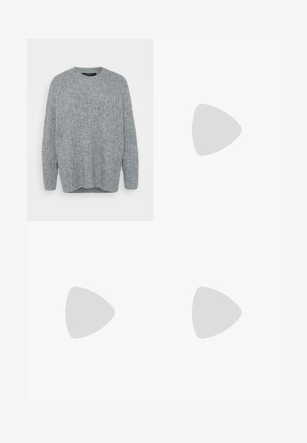 Vero Moda Petite VMELYA O NECK LONG - Pulóver - medium grey melange; Fekete, bő szabású nadrág sima textúrával, lapos derékrésszel és oldalsó zsebekkel, minimalista esztétikával tervezve.; Fekete pántos szandál négyzetes orral és alacsony blokk sarkal. Több vékony pánttal és állítható boka pánttal rendelkezik. Sima bőrből készült.; Fekete bőr keresztpántos táska, sima textúrával, téglalap alakú és fém lánc részlettel az elején. Állítható pánttal ellátva.