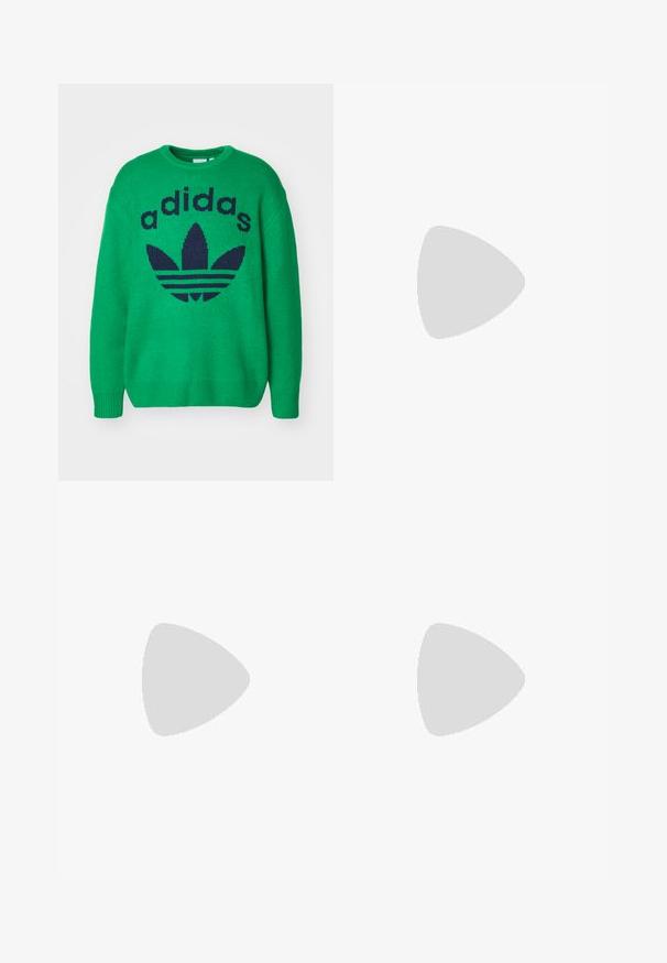 adidas Originals CREW NECK - Pulóver - green/night indigo; Fehér pamut póló rövid ujjakkal, kerek nyakkal, bal mellel egy kis arany logóval. Puha tapintású és normál fazonú.; Teal színű sportnadrág, zsinórral állítható derékkal, rugalmas mandzsettákkal és fekete oldalsávokkal. Könnyű anyagból készült, csípőnél elhelyezett logóval.; Fekete sportcipők, velúrból és szintetikus anyagból készült felsőrésszel, három fehér csíkkal, textúrázott gumitalppal és kék logó címkével a nyelvén.