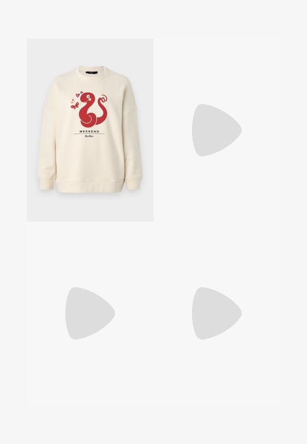 Sweatshirt couleur crème avec un graphique de serpent rouge, des papillons et le texte "WEEKEND" en noir, avec des poignets et un ourlet côtelés.; Jupe midi en tricot blanche présentant un motif texturé avec des lignes verticales et des découpes près de l'ourlet. Taille élastique. Matériau doux.; Ballerines en cuir noir avec un bout rond, texture lisse, détails de couture minimalistes et design de semelle flexible.; Sac à main en cuir marron avec une fermeture à rabat, des accents en métal doré, une bandoulière et une texture lisse. Forme rectangulaire compacte.