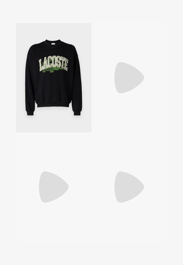 Sudadera negra de manga larga, con puños y dobladillo de canalé. Presenta letras "LACOSTE" en verde y blanco y un gráfico de cocodrilo.; Pantalones de chándal azul claro fabricados en un tejido suave, con un diseño ajustado, cinturilla elástica y dobladillos con puños. Logo pequeño en un lado.; Zapatillas Lacoste en gris oscuro con material de malla y sintético, que cuentan con una suela texturizada y detalles en marrón en el cuello y la marca.; Riñonera en estampado de tie-dye azul oscuro con cremallera en la parte superior, material texturizado y un detalle de logotipo prominente en la parte frontal.