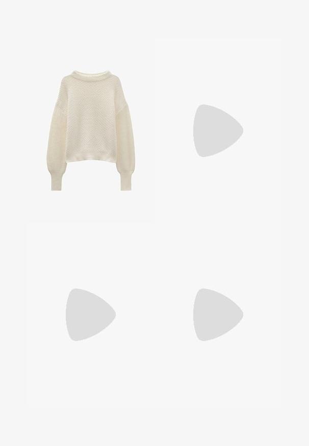 Maglione lavorato a maglia color avorio, caratterizzato da un motivo diamantato testurizzato, spalle cadute e polsini a coste. Materiale morbido, design corto.; Pantaloni bianchi in cotone con design a gamba dritta, caratterizzati da una vita a media altezza e senza hardware o motivi visibili. Tessuto liscio su tutta la superficie.; Sandali con tacco alto in pelle nera, con tacco sottile e curvo e design a fascia incrociata. Cinghia alla caviglia regolabile. Texture liscia.; Borsa a mano in pelle nera con un design strutturato, caratterizzata da una forma corta, manico superiore e accessori in metallo dorato. Inclusa tracolla regolabile.