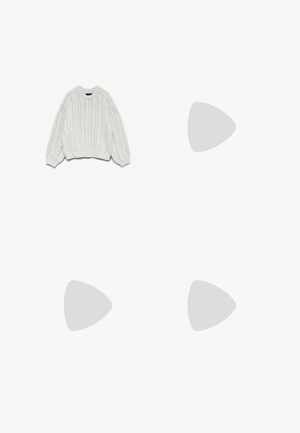Weißer Strickpullover mit einem Zopfmuster, rundem Ausschnitt und langen Ärmeln mit gerippten Bündchen und Saum.; Hellblaue Jeans aus Denim mit weiter Beinform, mit Used-Details, fünf Taschen und einem Reißverschluss.; Schwarze kniehohe Stiefel aus glattem Leder, mit spitzem Schuhbund, einem Blockabsatz und einem V-förmigen Ausschnitt an der Oberseite.; Braune Schildpatt-Sonnenbrille mit einer Vintage-Cat-Eye-Form und braunen Gläsern. Verfügt über gebogene Bügel mit roten Akzenten.