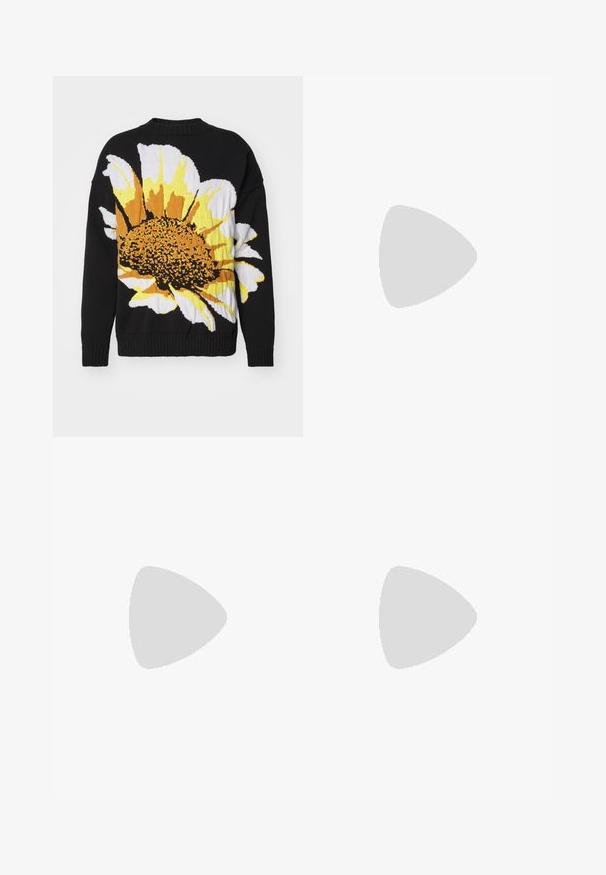 Schwarzer Strickpullover mit einem großen Sonnenblumenmuster in Gelb, Weiß und Braun auf der Vorderseite. Rippkragen und Bündchen.; Marineblaue kurzärmlige T-Shirts mit hohem Rundhalsausschnitt und dem weißen und grünen "AIR MAX"-Logo auf der Vorderseite. Weiches Baumwollmaterial, lockere Passform.; Schwarze Sportpants mit elastischem Bund, weißen Seitenstreifen, Reißverschluss-Manschetten und einem gummierten Logo-Detail auf der Vorderseite.; Die Nike Dunk Sneaker verfügen über ein schwarzes Lederdesign mit roten Akzenten und einem weißen Swoosh. Die Sohle ist rot, mit einer strukturierten weißen Zehenkappe.