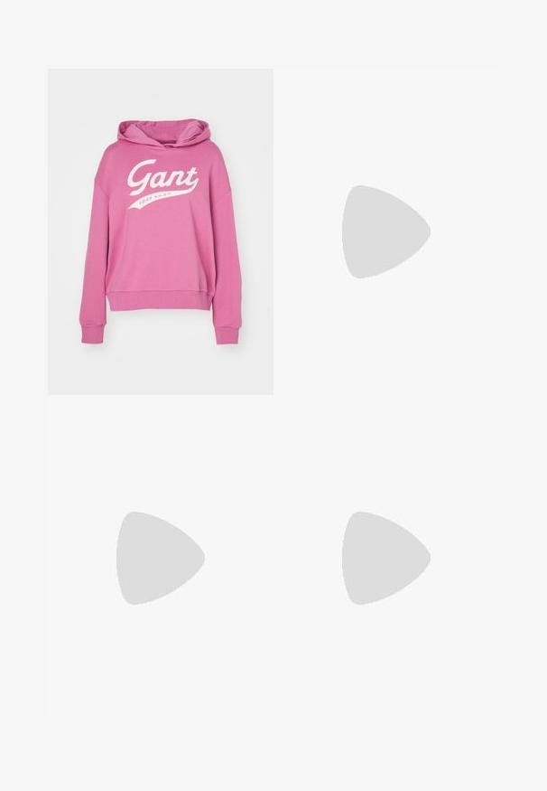 Pink, hooded sweatshirt made of soft fabric. The front features a large white "Gant" logo and the year "1949." It has a relaxed fit.; Light blue denim shorts with a high waist, straight cut, and raw hem. Features a classic button and zipper closure, four pockets.; Black pointy-toed slingback shoe with a low heel, featuring smooth leather material and cut-out design on the side for breathability.; Black leather shoulder bag with a soft texture, triangular shape, and adjustable strap, paired with a light blue striped shirt and white pants.