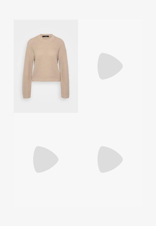 Beige strikket genser med rund hals, lange ermer og kort passform. Den teksturerte stoffen har et subtilt ribbet mønster.; Sorte vidde bukser med strikket midjebånd, knappelukking og to sidelommer. Laget av lett stoff med en glatt tekstur.; Sorte lær stiletto-sko med spiss tå, åpen bakdel og ankelremmer knyttet i sløyfe. Tynn 3-tommers hæl. Glatt tekstur, minimalistisk design.; Svart lær crossbody-veske med glatt tekstur, rektangulær form og metallkjede detaljer på framsiden. Justerbar stroppe inkludert.