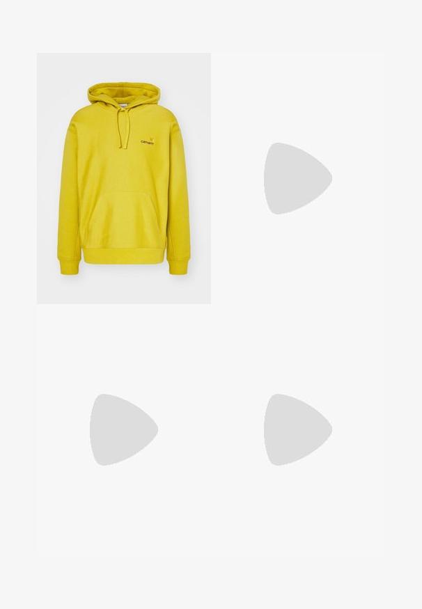 Sweatshirt à capuche jaune en mélange de coton. Comprend une poche kangourou à l'avant, des poignets côtelés et un petit logo sur la poitrine.; Pegador BARROW - Jean large - sand washed blue; Mocassin en cuir noir avec un accent à frange, doté d'une semelle épaisse noire et d'une couture jaune le long du bord. Fini texturé.; Collier en métal argenté à trois couches présentant des chaînes flexibles et élégantes avec un léger éclat, sécurisé par un fermoir en forme de homard et une chaîne ajustable.
