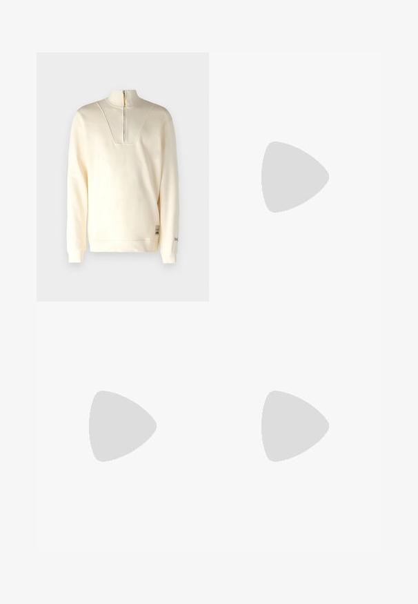 Sweatshirt boje kreme s ogrlicom na pola zatvarača, teksturiranim panelom na prsima, rebrastim manžetama i malom oznakom branda na rubu.; Bijela pamučna majica s kratkim rukavima, zaobljenim izrezom, opuštenog kroja, bez vidljivih logotipa ili uzoraka. Glatka tekstura i minimalni dizajn.; Traperice visokog struka, širokog kroja u izblijedjelom crnom denimu. Imaju pet džepova, petlje za remen, i čist, ravni kroj nogu.; Sivi i bijeli tenisice s gornjištem od antilopa i kože, okruglim vrhom, ravnim vezicama i gumenim potplatom s dodatkom boje gume.