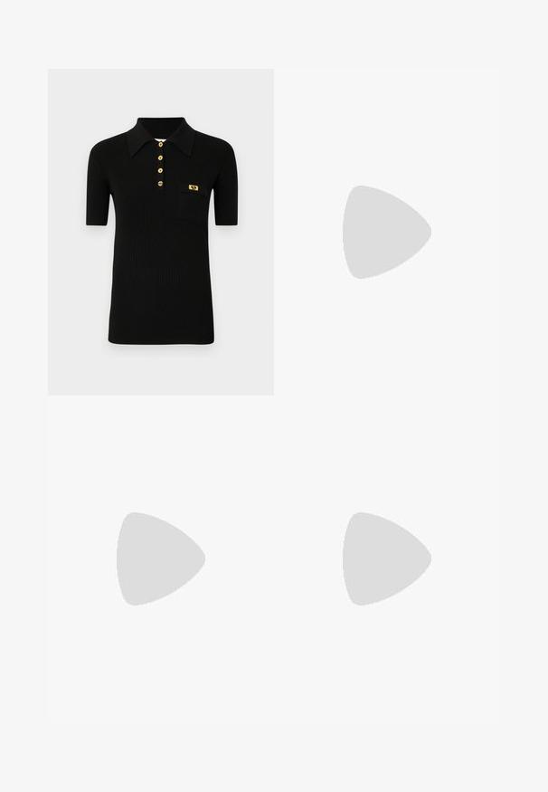 Polo noir à côtes avec un col structuré, des boutons dorés, une poche poitrine unique et un accent décoratif doré sur la poche.; Robe sans manches en tweed noir et blanc avec un corsage ajusté, une jupe évasée et deux poches avant ornées d'embellissements ronds.; Des sandales noires à talons hauts avec des fines lanières au design noué, un bout carré lisse et un talon aiguille élégant.; Sac à main en métal gris clair avec une bandoulière en chaîne, orné de petits clous métalliques ronds et d'un logo de marque triangulaire.; Boucles d'oreilles en argent avec une finition lisse et brillante. Forme arrondie, conception légère, avec un fermoir à tige.
