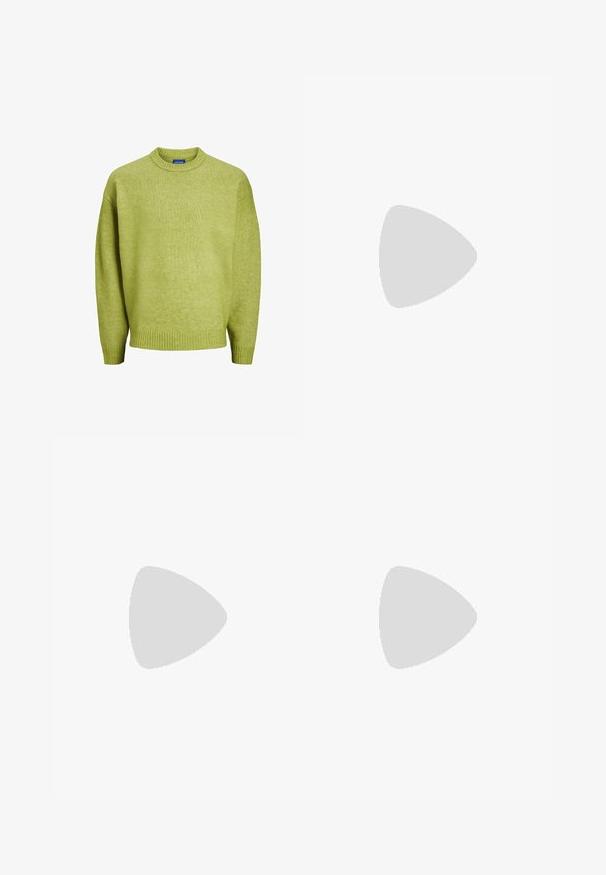 Jack & Jones JOROLLIE CREW NECK - Vesta - lima bean green; Bijela košulja s dugim rukavima, izrađena od glatkog pamučnog materijala, sa klasičnom kragnom i suptilnim sjajem. Pet gumba sprijeda.; Bež široke hlače s ravnim prednjim dijelom, plisiranim detaljima i elastičnim pojasom. Izrađene od lagane tkanine s glatkom teksturom.; Smeđe kožne mokasine s okruglim vrhom, dekorativnim šavovima na prednjem dijelu i ravnim gumenim potplatima za podršku i izdržljivost.