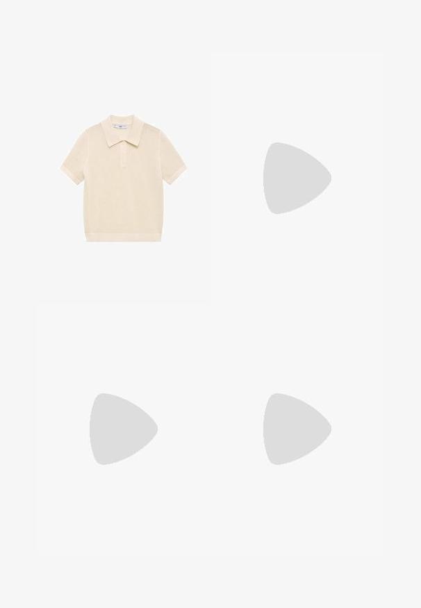 Mango VICTORIA - Polotričko - off-white; Tmavě modré rozšířené džíny s vysokým pasem, dvěma předními kapsami a dvěma knoflíkovými zapínáními. Vyrobené z denimu s hladkou texturou.; Černé kožené kotníkové boty s hladkým povrchem, špičatou špičkou, blokovým podpatkem a výrazným vyvýšeným šitím na horním okraji.; Hnědá tkaná kožená taška s prohnutou, uzlovou rukojetí a zipovým uzávěrem. Hladký povrch a zaoblený tvar.
