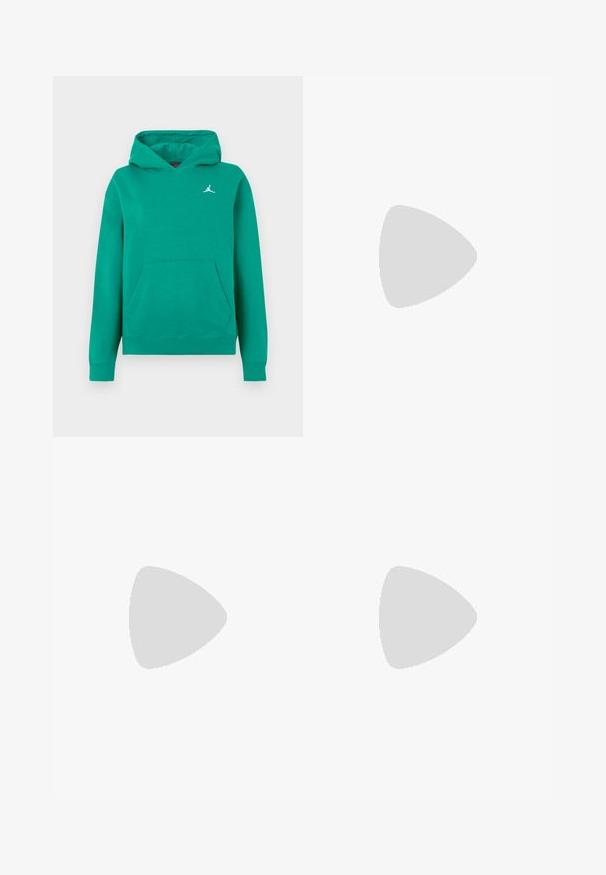Zelená mikina s kapucňou vyrobená z mäkkej tkaniny, s klokaním vreckom a rebrovanými manžetami. Malé biele logo Jumpman na hrudi. Klasický voľný strih.; Čierne tričko s dlhým rukávom vyrobené z bavlny s okrúhlym výstrihom. Obsahuje malé biele logo na ľavej strane hrudníka. Jednoduchý dizajn a strih.; Čierne nylonové cargo nohavice s odnímateľnými nohavicami, nastaviteľnými manžetami, viacerými vreckami a logom na pravej nohe. Hladká, ľahká textúra.; Beige a krémová športová obuv s textúrovaným sieťovým zvrškom, podporujúcimi prekrytiami a gumovou podrážkou s dezénom pre trakciu.