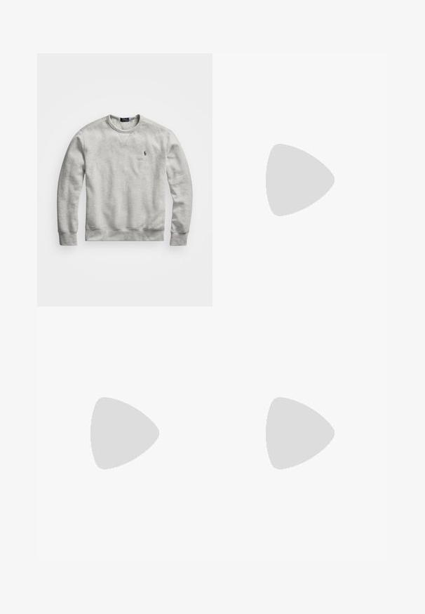 Polo Ralph Lauren THE RL FLEECE SWEATSHIRT - Felpa - andover heather; Polo Ralph Lauren CLASSIC FIT TERRY T-SHIRT - T-shirt basic - white; Polo Ralph Lauren Chino - deckwash white; Polo Ralph Lauren HERITAGE COURT II LEATHER TRAINER - Sneakers basse - white/grey