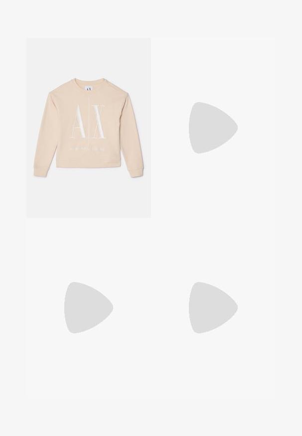 Felpa beige con maniche lunghe, scollo a girocollo, caratterizzata da un grande logo bianco "AX" e dal testo "ARMANI EXCHANGE" in basso. Texture liscia.; T-shirt nera a maniche lunghe in cotone con colletto rotondo. Presenta un piccolo logo bianco sul lato sinistro del petto. Design semplice e vestibilità comoda.; Pantaloni neri aderenti realizzati in materiale flessibile. Presentano una tasca laterale con zip, ginocchia articolate e una texture liscia.; Scarpa atletica beige e crema con tomaia in mesh testurizzato, sovrapposizioni supportive e suola in gomma con un motivo a tasselli per la trazione.