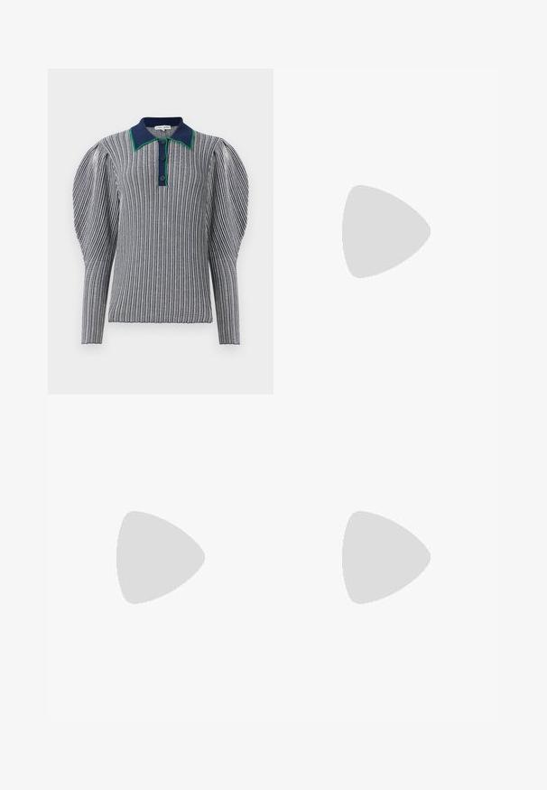 Gestreiftes Poloshirt in Marineblau und Weiß mit einem kragen in Grün. Mit puffartigen Ärmeln und Knopfverschluss am Hals. Strukturierter Stoff.; Dunkelblauer Jeansrock mit gerader Passform, ausgestattet mit zwei Fronttaschen und subtiler Textur. Sauberer Saum und klassisches Taillendesign.; Schwarze Leder-Mary-Jane-Ballenflats mit runder Zehenform, ausgestattet mit silbernen runden Nieten und einem verstellbaren Riemen mit Schnalle.; Navyblaues Stoffhandtasche mit strukturiertem Design, silbernen Beschlägen und abnehmbarem Kettenträger. Besitzt einen Klappenverschluss und ein Logo-Detail.; Silberohrringe mit einem runden Ring, verziert mit glitzernden Steinen und einem tropfenförmigen Perlenanhänger. Auffälliges Design mit filigranen Akzenten.