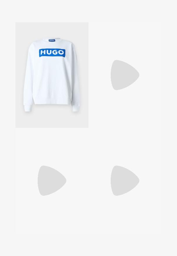 Felpa bianca in morbido misto cotone con una stampa blu del logo "HUGO" sul davanti, scollo a girocollo e polsini e orlo a costine.; Pantaloni a gamba larga in cotone beige chiaro. Caratterizzati da vita alta, tasche anteriori e un taglio dritto. Orlo pulito senza motivi.; Sneaker bianca con finitura liscia, accentuazione nera sul tallone e design con lacci. Presenta il marchio "Calvin Klein" sul lato. Stile minimalista.; Orecchini in metallo argento caratterizzati da forme arrotondate, con una finitura lucida e delicate incisioni del marchio "BOSS" nelle sezioni inferiori.