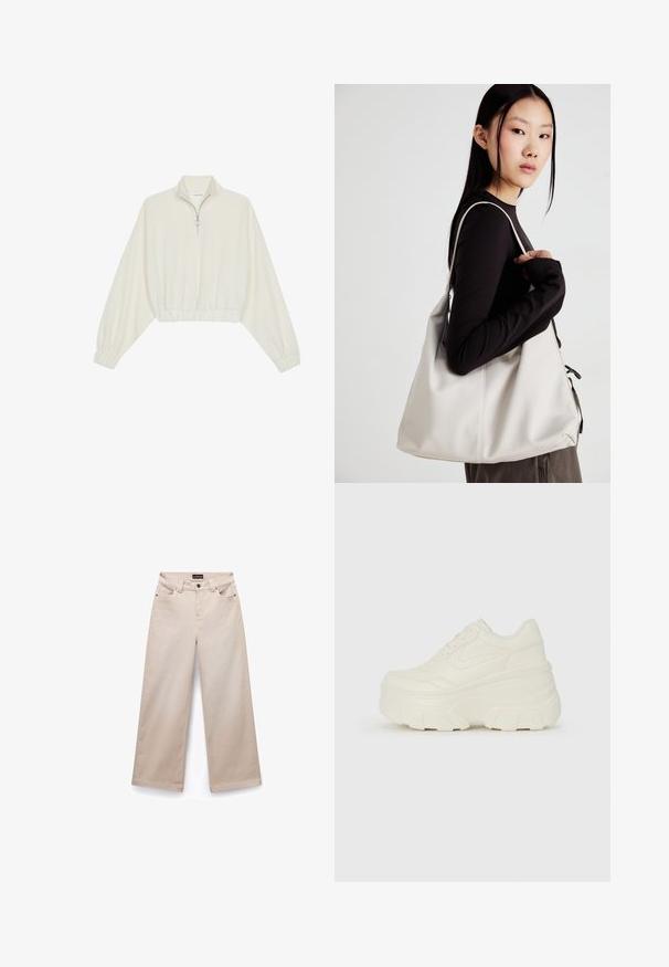 Skraćeni pulover od kremastog materijala, s visokim ovratnikom, zatvaranjem na polovicu munje, elastičnim rubom i manžetama, s glatkom teksturom i minimalnim dizajnom.; Bež hlače širokih nogavica od pamuka s glatkom teksturom. Imaju pet džepova, petlje za remen i srebrne detalje na prednjem dijelu.; Bijele platformske tenisice s glatkim gornjim dijelom koji nalikuje koži, zaobljenim oblikom, podstavljenim okvirom i teksturiranim gumeni potplat s definiranom profilacijom.; Bežna torba od mekog materijala s opuštenim dizajnom, šivanim detaljima i dva remena za rame. Pogodna za svakodnevnu upotrebu.