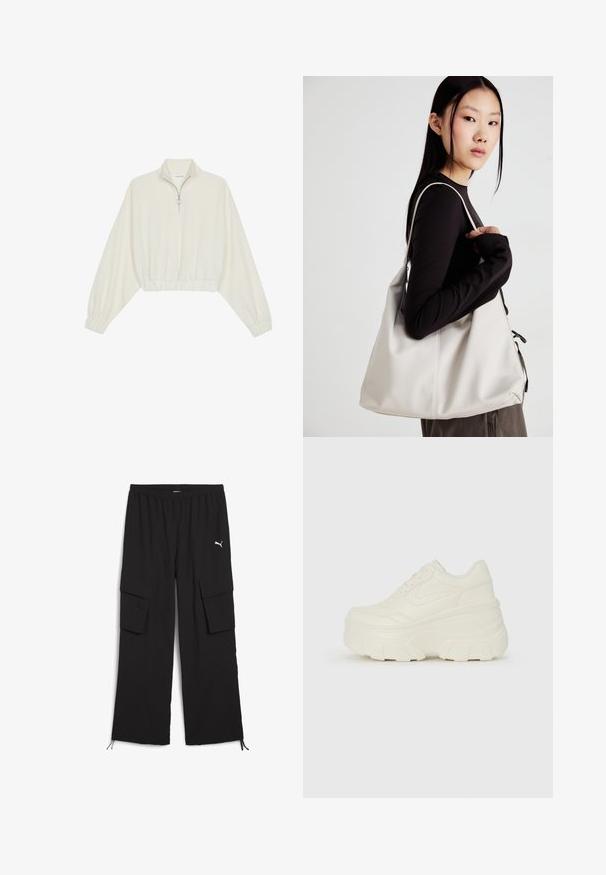 Zkrácený svetr z krémové látky, který má vysoký límec, poloviční zip, elastický spodní lem a manžety, hladkou texturu a minimalistický design.; Černé cargo kalhoty s širokým střihem nohavic, elastickým pasem, dvěma bočními kapsami a stahovacími lemy. Obsahují malé bílé logo.; Bílé platformové tenisky s hladkým svrškem podobným kůži, zaobleným tvarem, polstrovaným límcem a texturovanou gumovou podrážkou s vyznačenými vzory.; Beige kabelka vyrobená z měkkého materiálu, s volným designem, prošívanými detaily a dvěma ramenními popruhy. Vhodná pro každodenní použití.