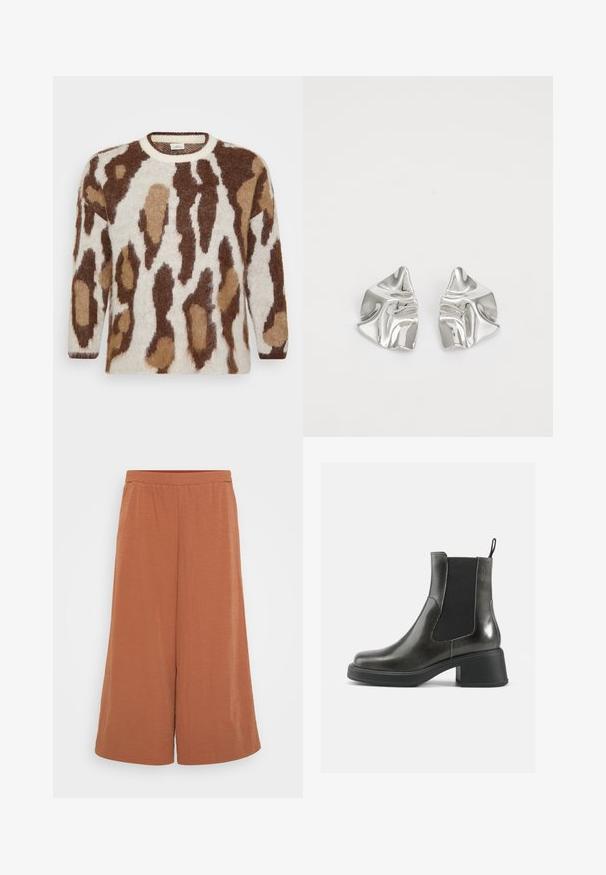 Strickpullover mit cremefarbener Basis und braunem sowie beigem Tiermotiv. Runder Halsausschnitt, lange Ärmel, weicher Stoff und lockere Passform.; Rostfarbene Culottes aus leichtem, zerknittertem Stoff. Mit elastischem Bund und weiten, fließenden Beinen. Glatte Textur über das gesamte Material.; Schwarze Leder-Ankle-Boots mit glatter Oberfläche, elastischen Seitenpanelen und einem massiven Absatz. Sie verfügen über eine Zugschlaufe für einfaches Anziehen.; Silberne Metallohrringe mit einem wellenförmigen, skulpturalen Design, das eine polierte Oberfläche und unregelmäßige Formen aufweist, die eine zeitgenössische Ästhetik betonen.