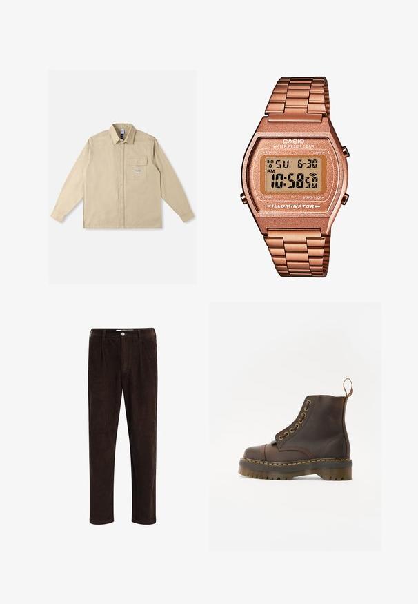 Hnědý rolák z měkké tkaniny, s dlouhými rukávy, žebrovanými manžetami a přiléhavým střihem bez viditelných vzorů.; Béžová košile s dlouhým rukávem z bavlněné tkaniny, vybavená klasickým límečkem, předními knoflíky, jednou náprsní kapsou a logem značky na kapse.; Redefined Rebel JOHN COMFORT FIT - Kalhoty - demitasse; Hnědá kožená kotníková bota s kulatou špičkou, kontrastním žlutým švem, dekorativními kovovými očky a drážkovanou gumovou podrážkou.; Digitální hodinky Casio s kovovým řemínkem v růžovém zlatě, obdélníkovým pouzdrem, podsvíceným displejem a vodotěsností, zobrazující čas a datum.
