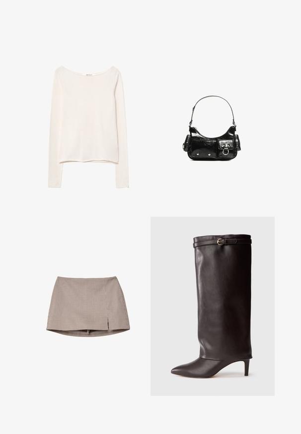 Dugih rukava, lagani top od meke bijele tkanine, s širokim izrezom i opuštenim krojem. Glatka tekstura bez uzoraka.; Smeđa i bijela mini suknja s malim kariranim uzorkom i prorezom sprijeda, prikazana ravno na bijeloj pozadini.; Crne kožne čizme do koljena s šiljastim prstom i uskim petom. Imaju preklopni vrh s akcentom zlatne boje na kopči. Glatka tekstura.; Crna patentna kožna torba s zakrivljenim oblikom, jednim remenom za rame, prednjim džepovima i akcentima od srebrnog tona.
