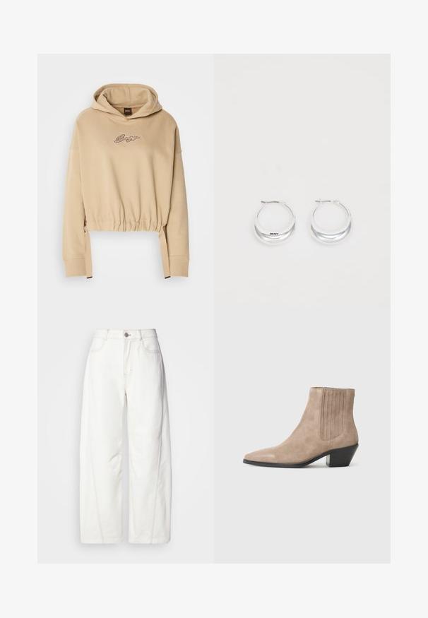 Hoodie cropped beige realizzato in morbido tessuto con orlo regolabile. Presenta un logo ricamato sul petto e polsini elasticizzati.; Jeans bianchi a gamba larga realizzati in denim con cuciture visibili. Presentano una chiusura con bottone e una leggera texture. Tasche frontali.; Stivale alla caviglia in suede beige con punta affusolata e tacco sagomato, caratterizzato da dettagli di cuciture verticali sui lati.; Orecchini a cerchio in argento con finitura lucida e marchio DKNY, esposti su uno sfondo bianco semplice.