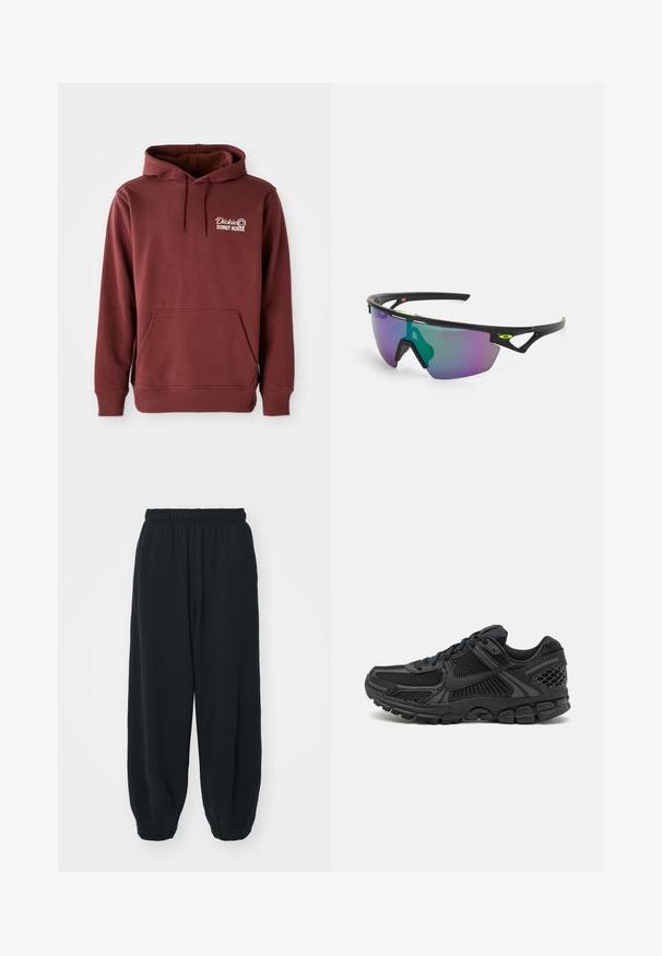 Bordo kapucinski pulover s sprednjim žepom, ki ima izvezen logo "Dickie's Donut House" na levem prsnem delu v belem. Mehek, teksturiran material.; Črne, elastične hlače za prosti čas z ohlapnim krojem, manšetami na gležnjih, gladko teksturo in brez vidnih vzorcev ali dodatkov.; Črne športne čevlje z mrežasto zgornjico, gumijastim podplatom in teksturiranimi detajli. Oblikovanje vključuje izstopajoč sistem vezalk in oblazinjen podplat.; Športne sončna očala z črnim okvirjem, velikimi gradacijskimi lečami v vijoličnih in zelenih odtenkih ter oglatimi oblikovnimi poudarki z logotipom.