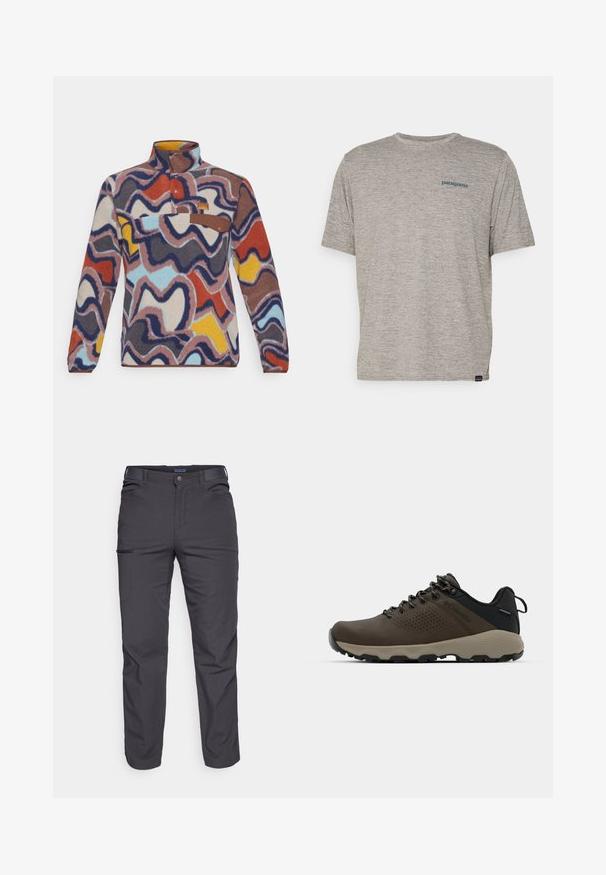 Fleece-pullover med høy krage, med et flerfarget bølgete mønster i rødt, blått, gult og brunt. Brun lomme med knappelukking som aksent.; Grå kortermet t-skjorte laget av mykt, teksturert stoff med en liten blå Patagonia-logo på venstre bryst. Ingen ekstra mønstre.; Mørkegrå bukser laget av slitesterkt stoff, med glidelåslomme, rett snitt og beltestropper for justerbar passform.; Brune vanntette joggesko med teksturert overdel, perforerte detaljer, svart hæl støtte og en grå gummisåle. Snøring er stilisert med metalliske ender.