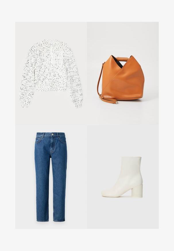 Λευκό πλεκτό πουλόβερ με μαύρες κηλίδες, cropped σχέδιο, υψηλό λαιμό και μακριά, φουσκωμένα μανίκια με ρίγες στην άκρη. Υφασμάτινη υφή.; Μπλε τζιν παντελόνι με κοπή ίσιας γραμμής, διαθέτει κούμπωμα με κουμπί, βρόχους ζώνης και μπροστινές τσέπες. Κατασκευασμένο από υφασμένο βαμβακερό ύφασμα.; Λευκή δερμάτινη μπότα στον αστράγαλο με στρογγυλή μύτη και χοντρό κυλινδρικό τακούνι. Λείος υφασμάτινος σχεδιασμός, μινιμαλιστική σχεδίαση, χωρίς ορατά αξεσουάρ ή σχέδια.; Καφέ δερμάτινη τσάντα χειρός με μοναδικό σχέδιο τριγωνικής πτυχής, επάνω λαβή και αποσπώμενο ιμάντα ώμου σε λευκό φόντο.