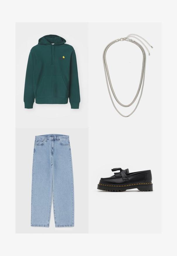 Groene hoodie gemaakt van een katoenmix, met een voorzak, een trekkoordcapuchon en een geborduurd logo in geel en rood op de borst.; Lichtblauwe denim jeans met een recht model, voorzien van een middelhoge taille, vijf zakken en een knoop- en ritssluiting.; Zwarte leren loafers met een franjesaccent, voorzien van een dikke zwarte zool en gele stiksels langs de rand. Gevoelige afwerking.; Driedelige zilveren metalen halsketting met slanke, flexibele kettingen met een lichte glans, beveiligd met een karabijnhaak en een verstelbare ketting.