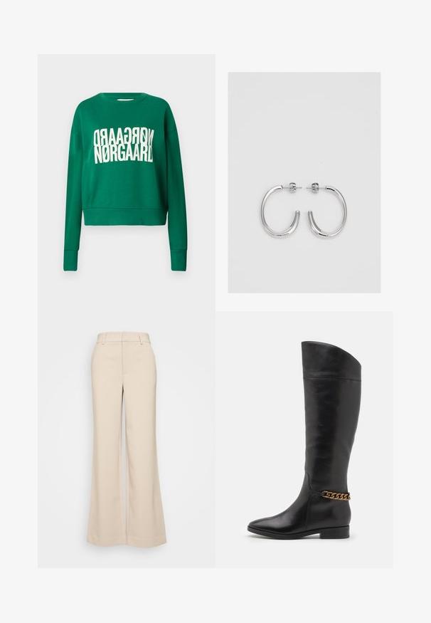 Roheline lühikeste varrukatega sveder pehmest kangast, mille esiküljel on valge, vertikaalselt suunatud tekst "Nørgaard". Pikad varrukad ribiga mansettidega.; Beeži laiad püksid sujuva tekstuuriga, kõrgendatud vöökoht ja kaks eesmist taskut. Puhtas disain, mis on kohandatud sobivusega.; Kõrged mustad nahast saapad, millel on stiilne disain, terav nina ja kuldne kett aktsent pahkluul. Madal plokk-konts. Sile tekstuur.; Hõbedased rõngaskõrvarõngad, millel on sile ja läikiv pind. Ümar kuju, kerge disain, millel on post-tagumise kinnituse süsteem.