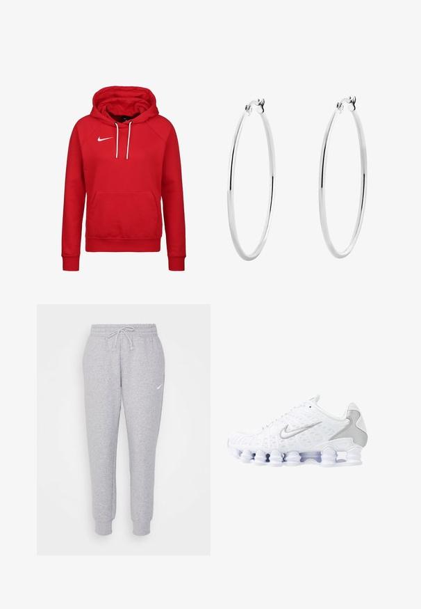 Felpa rossa Nike con tasca a marsupio frontale, coulisse bianca e un piccolo logo bianco sul lato sinistro del petto. Materiale in cotone morbido e polsini a costine.; Pantaloni della tuta grigi chiari con vita regolabile, gamba affusolata e un piccolo logo bianco sulla coscia sinistra. Realizzati in un morbido tessuto texture.; Scarpe sportive bianche con tomaia in rete, dettagli argentati e un design unico della suola a molla. Presentano un colletto imbottito e chiusura con lacci per una vestibilità ottimale.; Orecchini a cerchio in argento con una superficie liscia e lucida e una forma circolare sottile. Il design presenta una chiusura sicura.