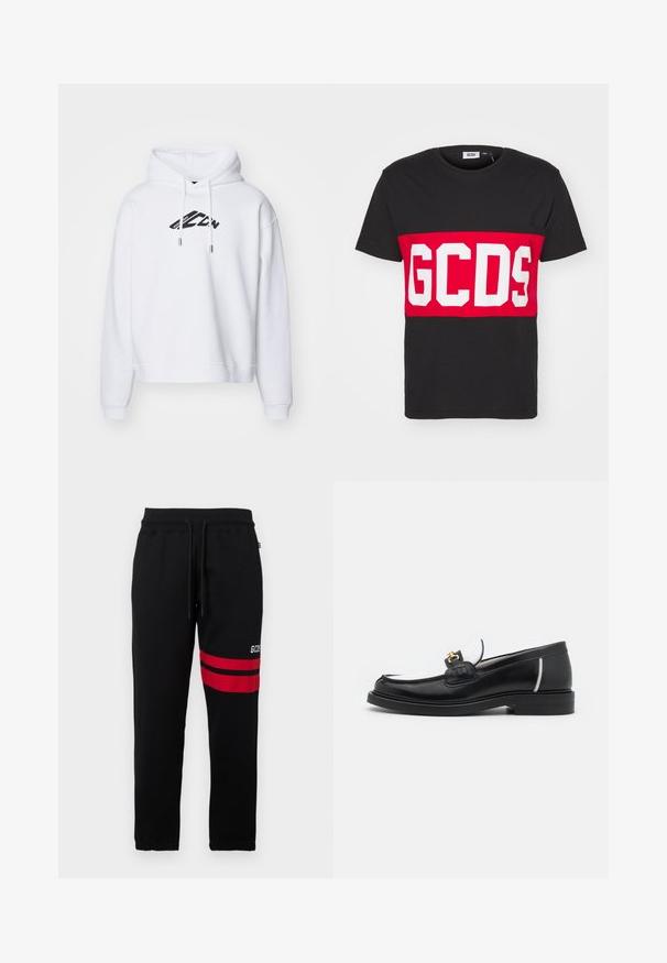 Witte hoodie met een zwart logo-opdruk op de voorkant, voorzien van een capuchon met trekkoord, lange mouwen en geribbelde boorden en onderkant.; GCDS BAND LOGO REGULAR - T-shirt print - black; Zwarte sweatpants met contrasterende rode strepen en logo aan de zijkant. Beschikt over een elastische tailleband met trekkoord en taps toelopende enkelboorden.; Zwarte leren instapper met een ronde neus, witte accenten en gouden hardware op de wreef. Bevat een getextureerde patch en een gestapelde hak.