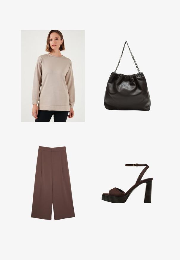 Jasno beżowy sweter z okrągłym dekoltem, długimi rękawami i luźnym krojem. Charakteryzuje się gładką fakturą oraz prążkowanymi mankietami i dołem.; Brązowe spodnie o szerokich nogawkach z gładką fakturą, z wysokim stanem i plisami z przodu. Materiał jest lekki i luźno opada.; Brązowe zamszowe sandały na wysokim obcasie z odkrytymi palcami, regulowanym paskiem na kostce i paskowatą podeszwą.; Brązowa skórzana torba z marszczonym szczytem i łańcuszkowym paskiem. Gładka tekstura z błyszczącym wykończeniem i subtelnymi detalami szwów po bokach.
